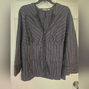 Cato woman shiny pin stripe blouse size 26/28W